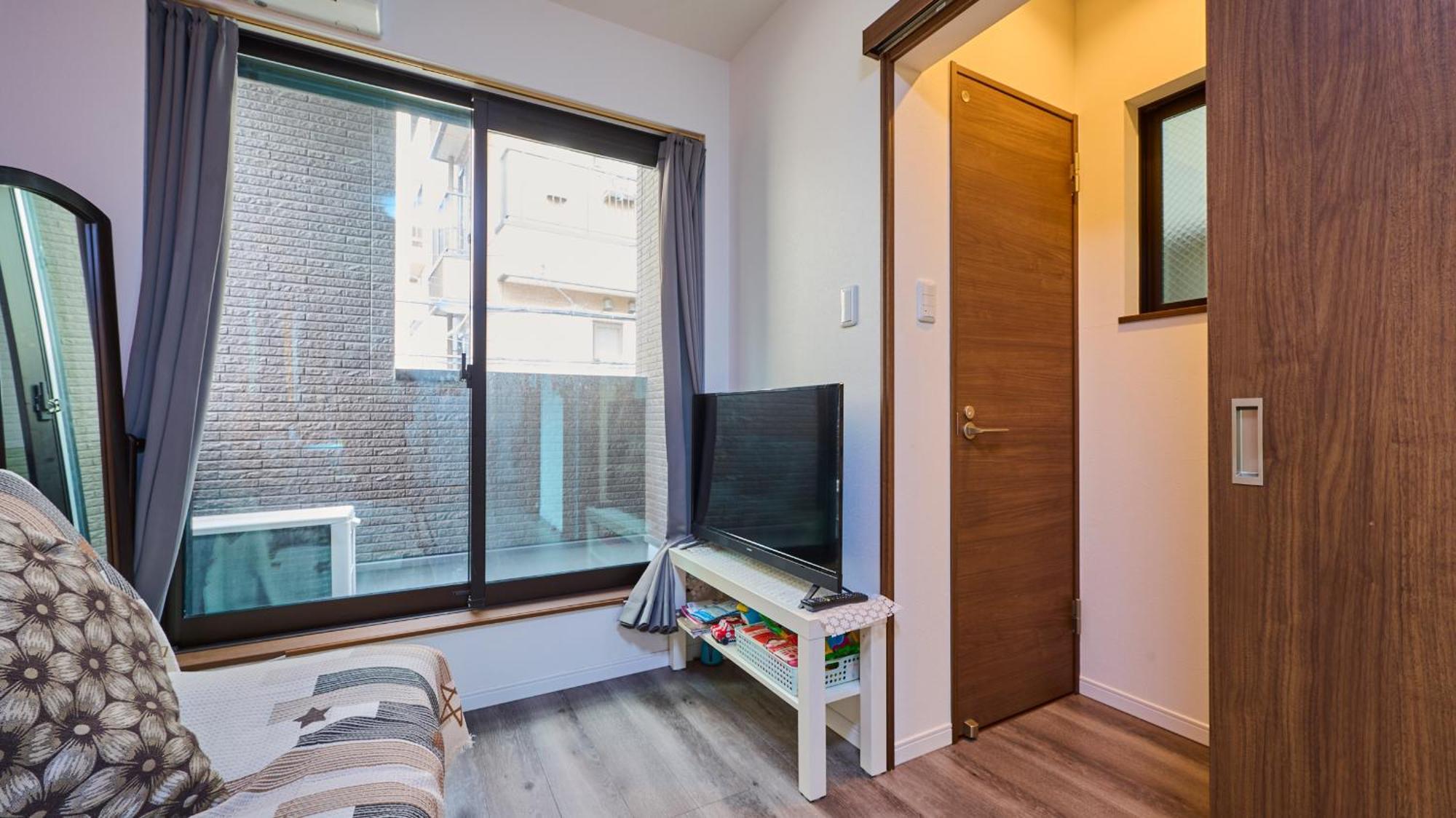 Apartment 新开业优惠！时尚地暖独栋鹤桥站超便利！难波日本桥神户奈良环球影城一线直达/jrloop/近铁/地下铁 Ōsaka